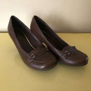 Brown Heels NWOT